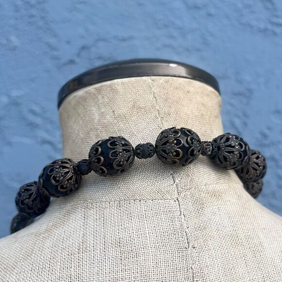 VIntage 1950s Black Beaded Statement Necklace Goth whimsygoth Antique - Picture 8 of 11